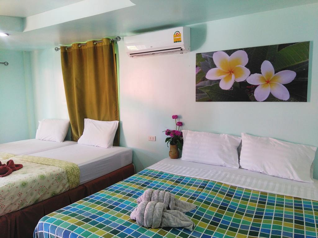 Phi Phi Coralbay Hotel Bagian luar foto