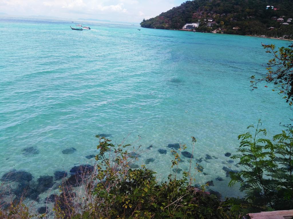 Phi Phi Coralbay Hotel Bagian luar foto