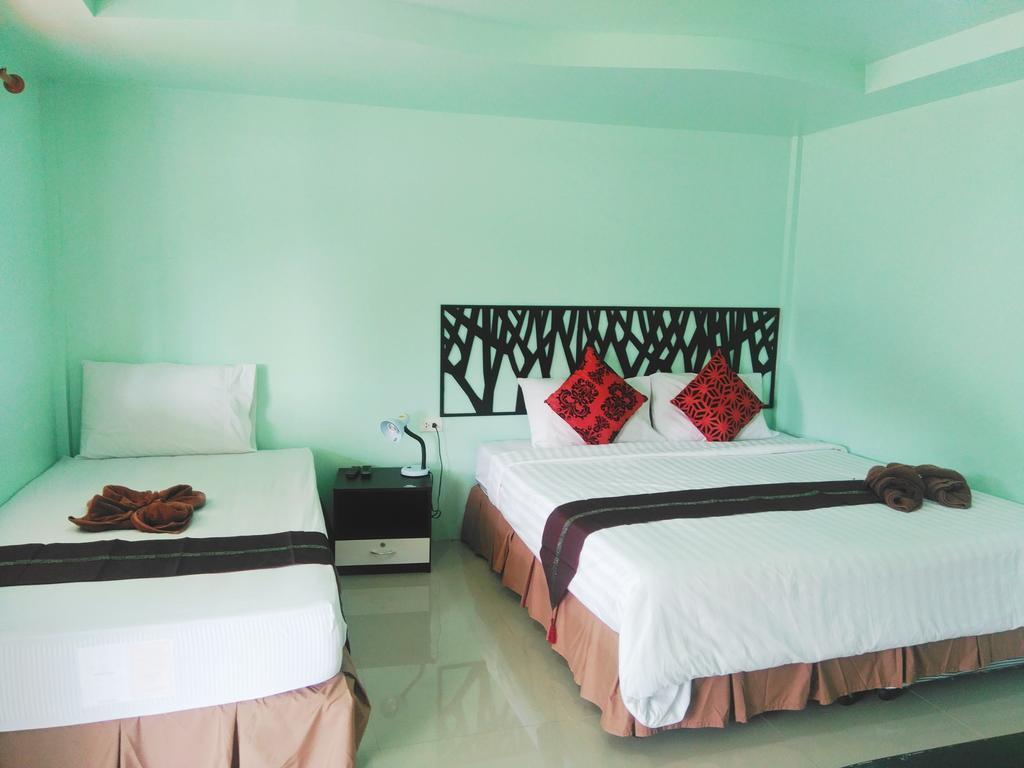 Phi Phi Coralbay Hotel Bagian luar foto