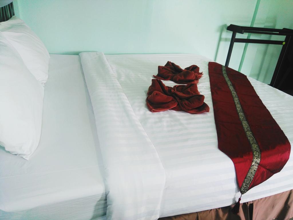 Phi Phi Coralbay Hotel Bagian luar foto