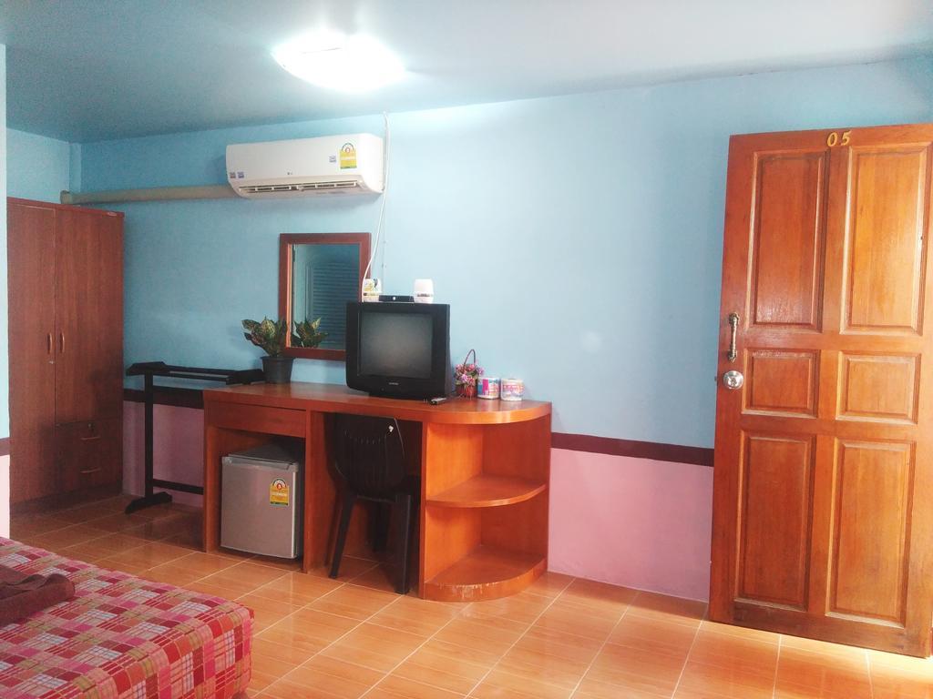 Phi Phi Coralbay Hotel Bagian luar foto
