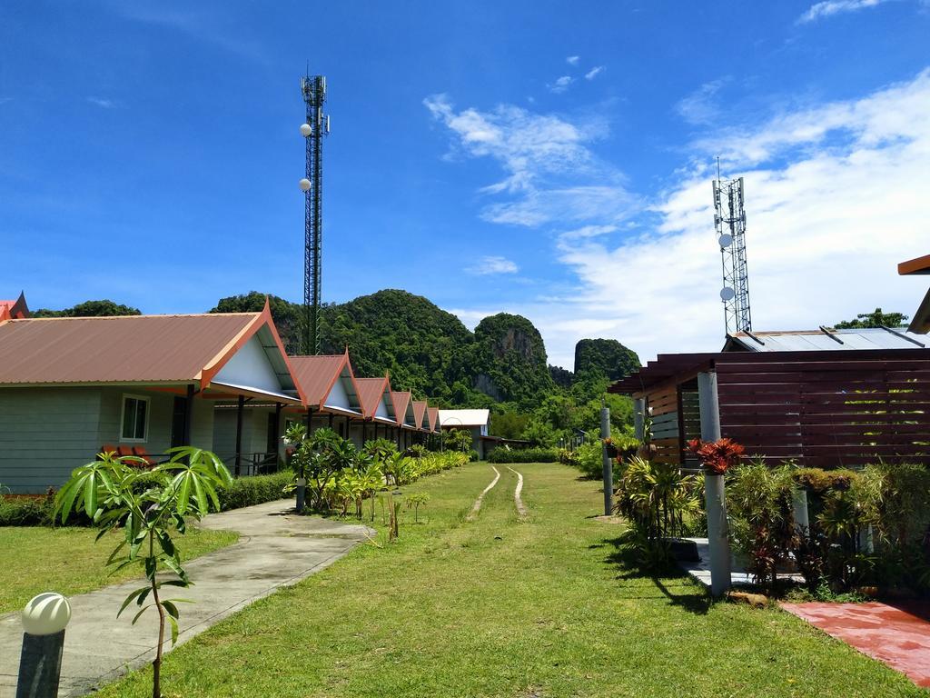 Phi Phi Coralbay Hotel Bagian luar foto