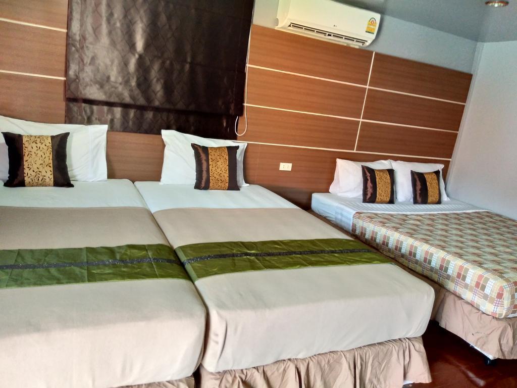 Phi Phi Coralbay Hotel Bagian luar foto