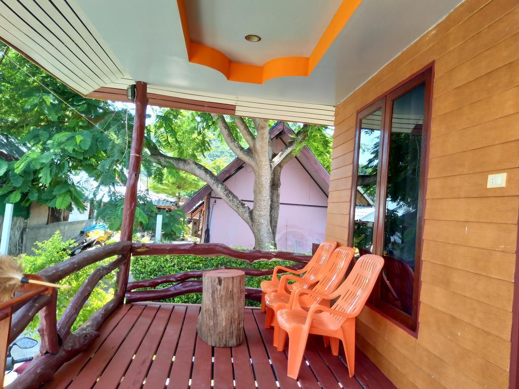 Phi Phi Coralbay Hotel Bagian luar foto