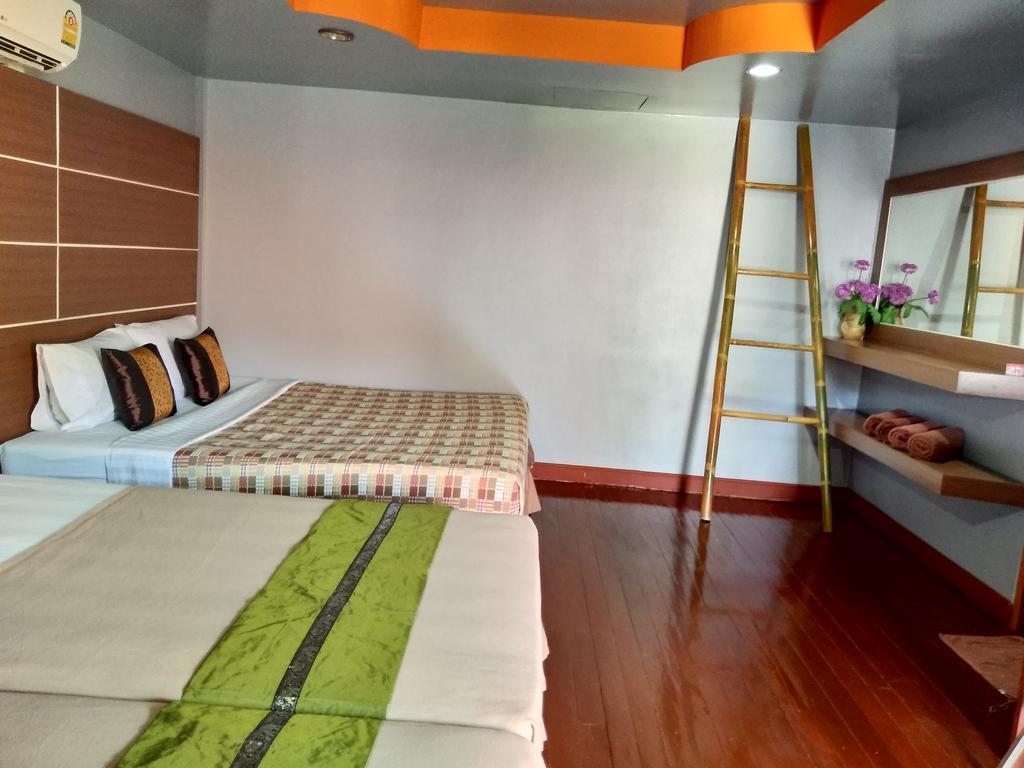 Phi Phi Coralbay Hotel Bagian luar foto