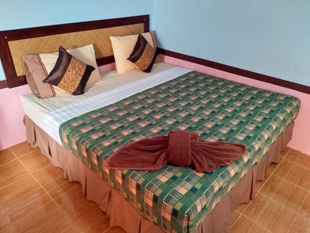 Phi Phi Coralbay Hotel Bagian luar foto